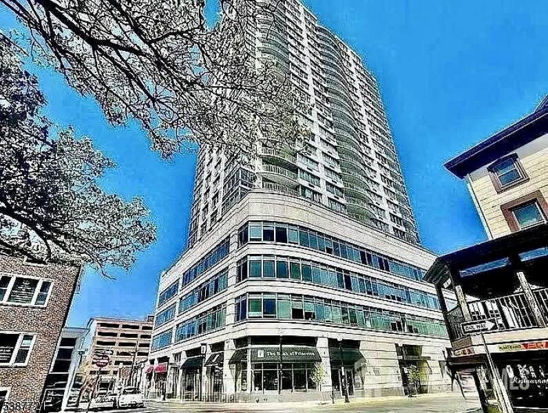 1806 One Spring St - Photo 1