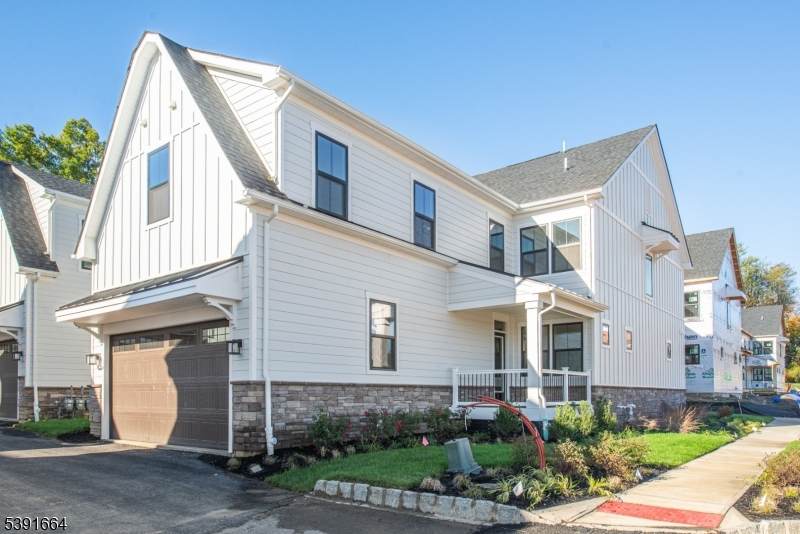 14 Willow Ln - Photo 1