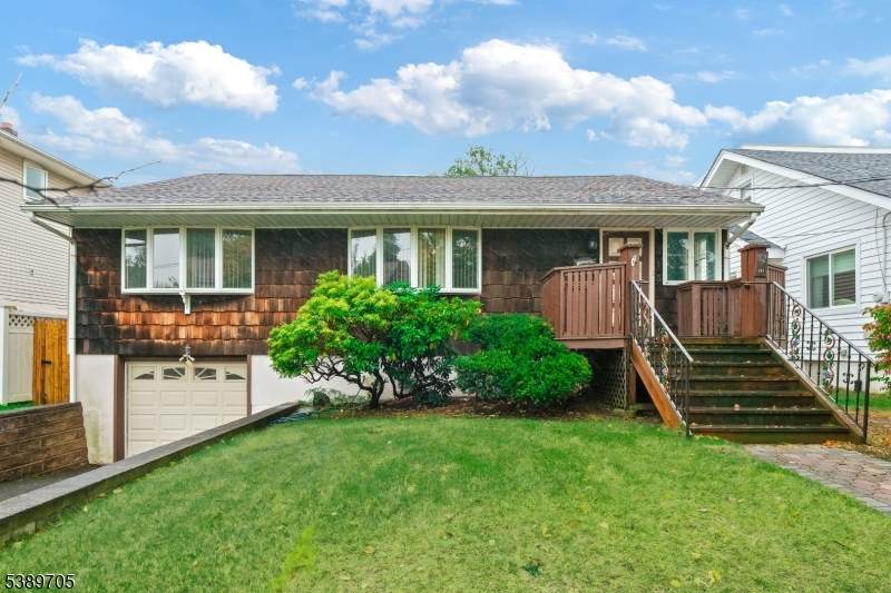 315 Gesner St - Photo 1