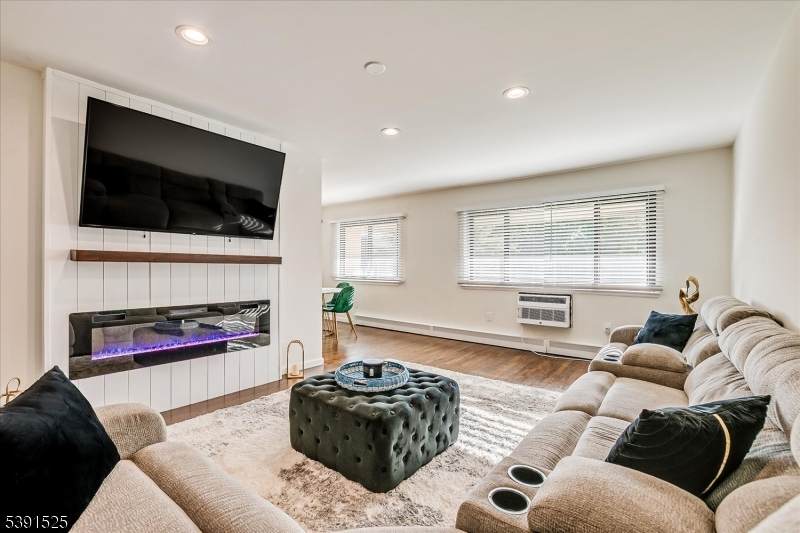 401 Us Highway Rt 22 U 26H - Photo 1