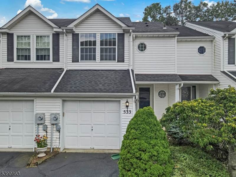 533 W Valley View Ave - Photo 1