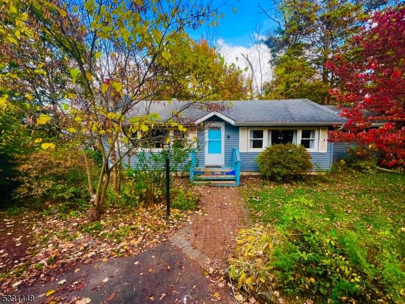 8 Beach View Ct - Photo 1