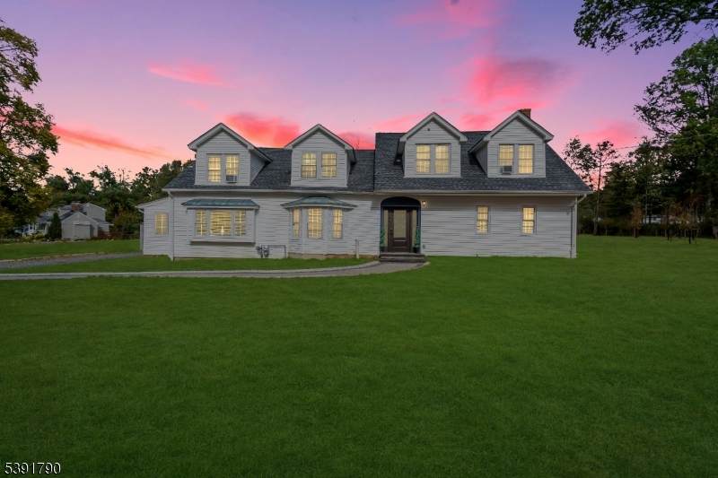 698 Foothill Rd - Photo 1