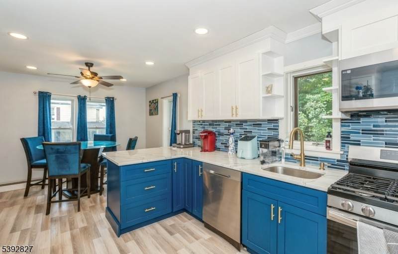 63 Hamburg Ave - Photo 1