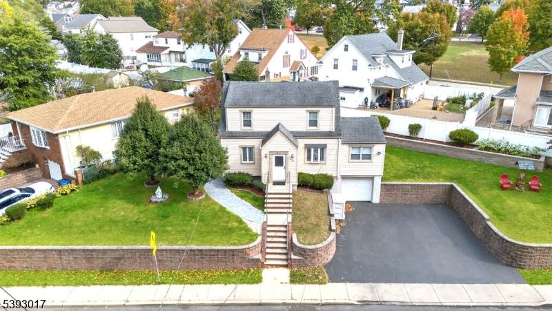 870 Passaic Ave - Photo 1