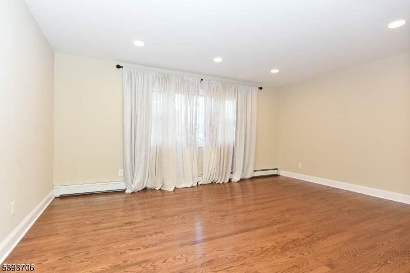105 Parkway - Photo 1