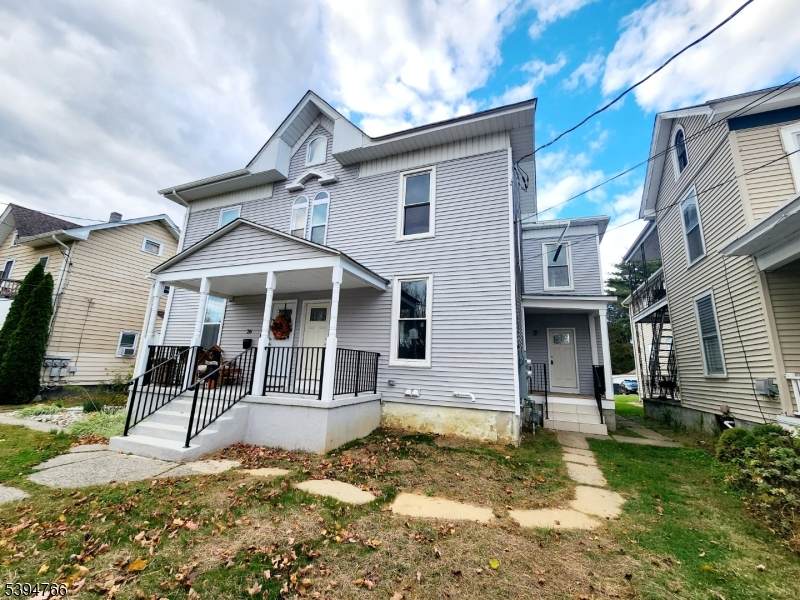 24 W Stewart St - Photo 1