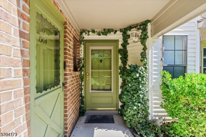 1902 Bayhead Dr - Photo 1