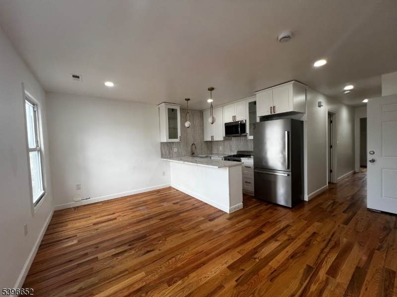 25 Highland St - Photo 1