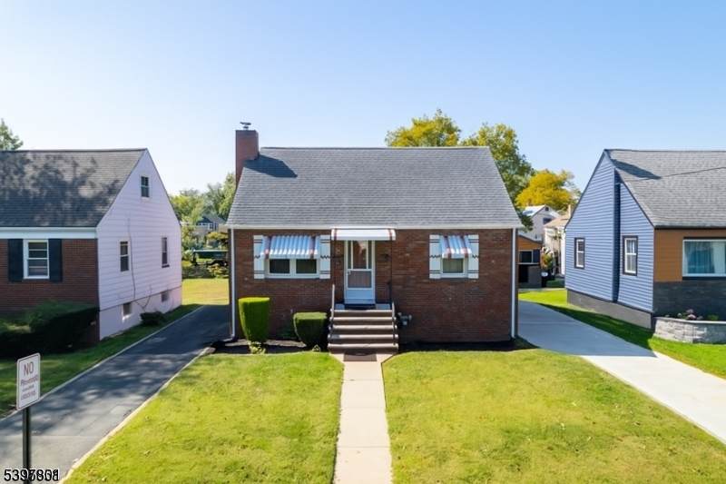 807 Carnegie St - Photo 1