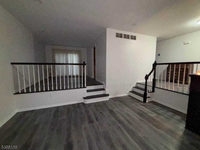 21 Teaberry Dr - Photo 1