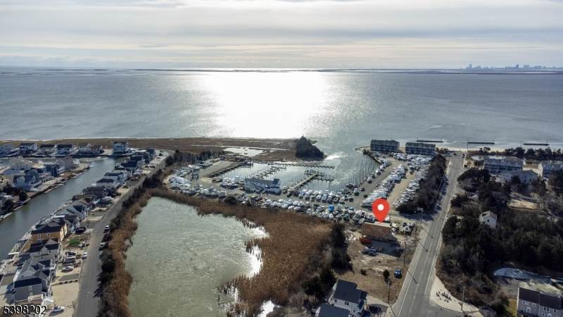 1427 Radio Rd - Photo 1