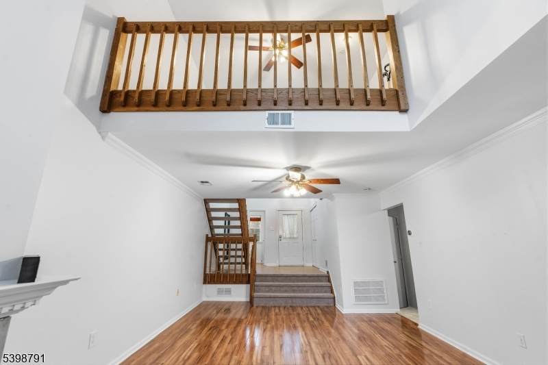 8 Brookline Ct - Photo 1