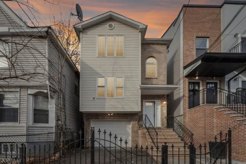 79 Norwood St - Photo 1