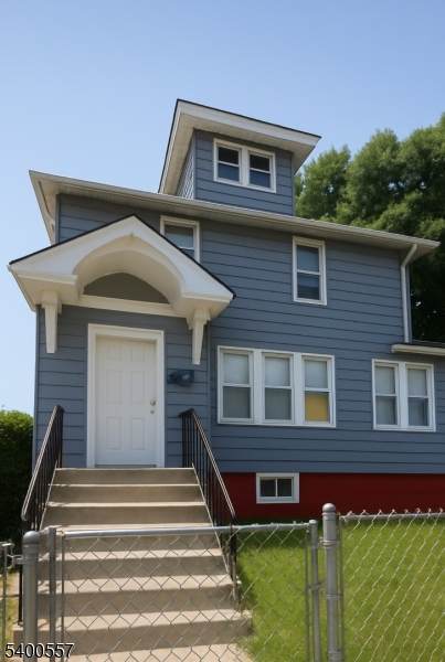 14 Norwood Ave - Photo 1