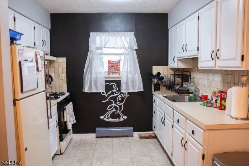 37 Espy Rd - Photo 1