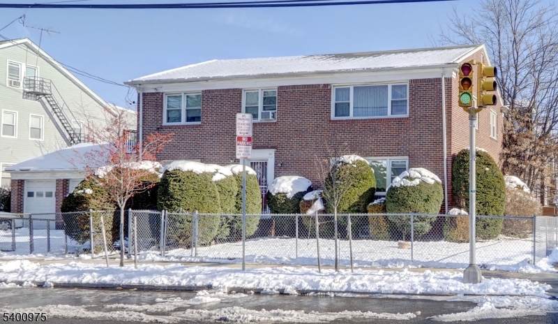 103 Mount Vernon Pl - Photo 1