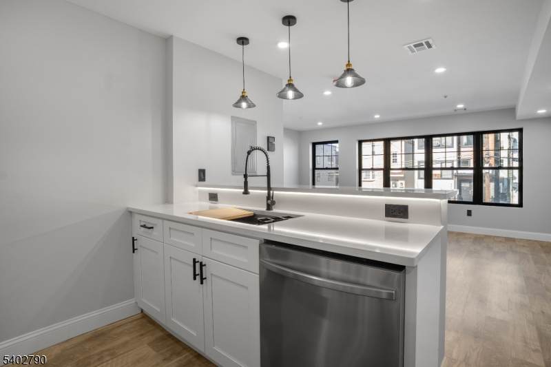 479 15Th Ave Unit 1 - Photo 1