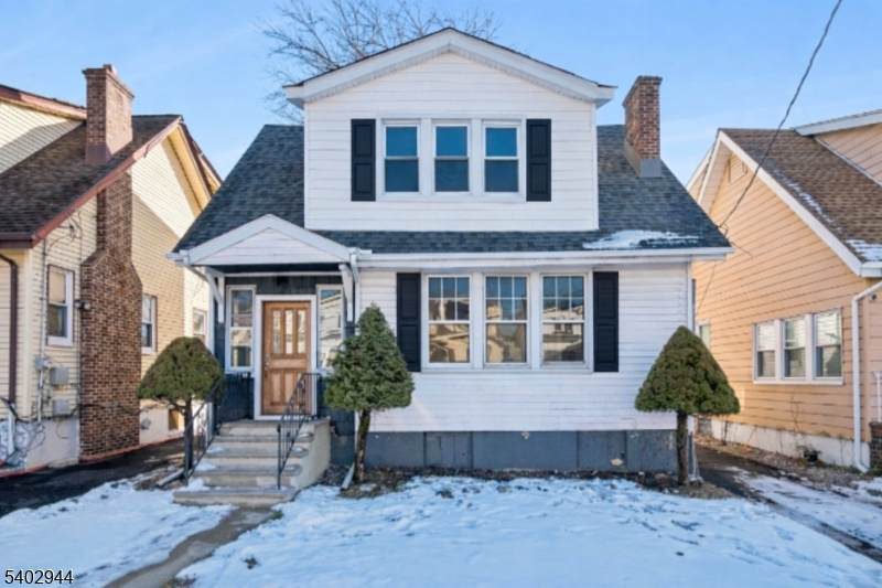 56 Osborne Pl - Photo 1