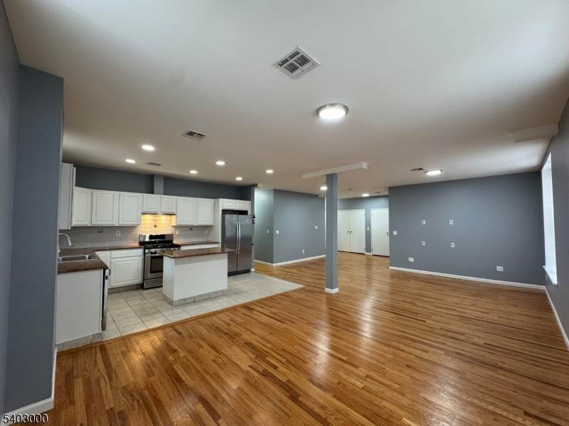 610 Devon St - Photo 1