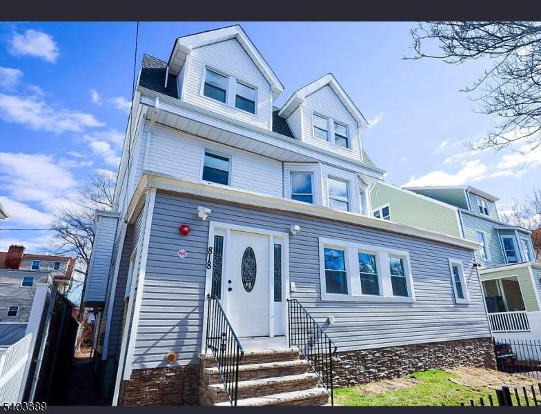 818 S 12Th St - Photo 1