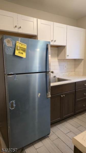 206 Chancellor Ave - Photo 1