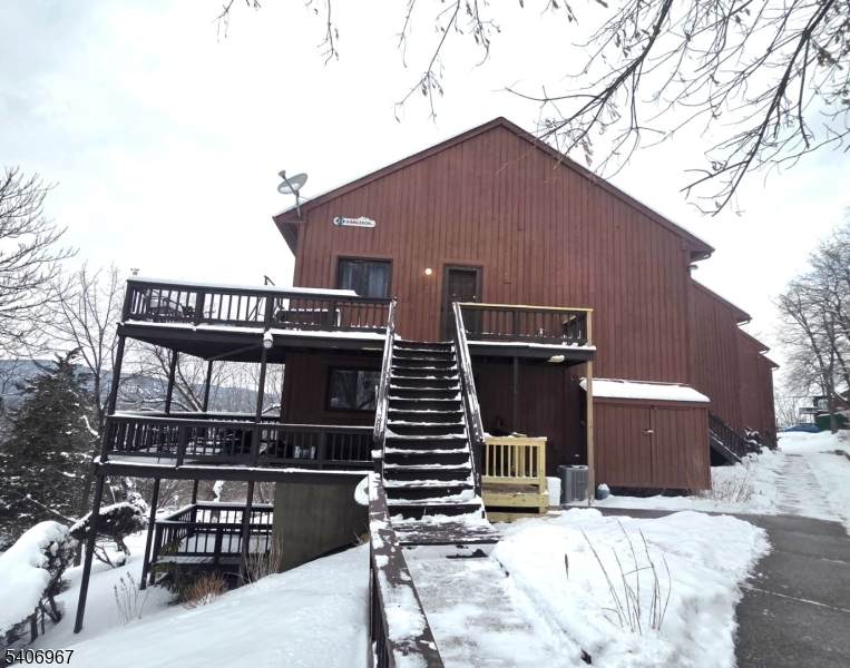 23 Wimbledon Dr - Photo 1