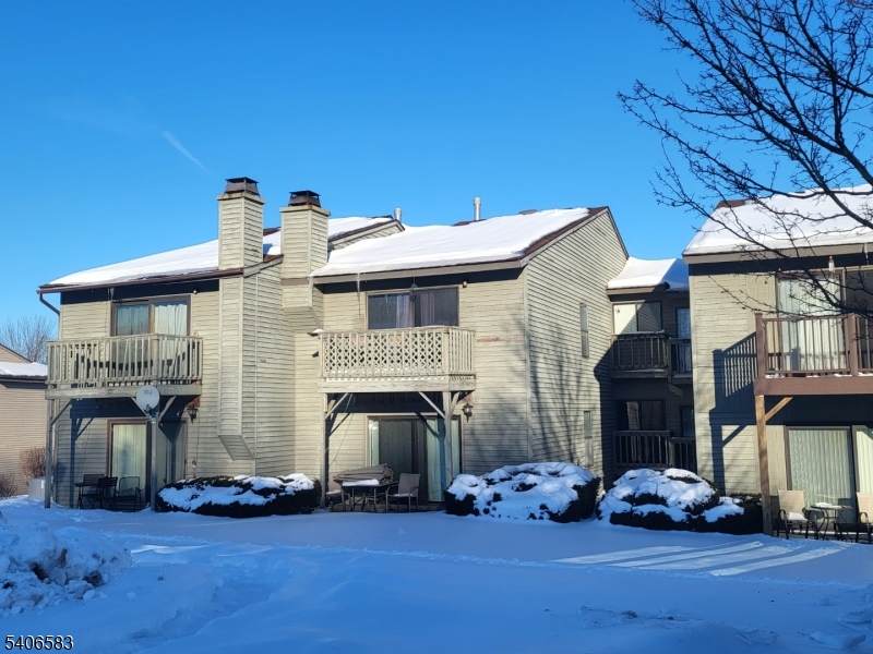 1214 Spruce Hills Dr - Photo 1