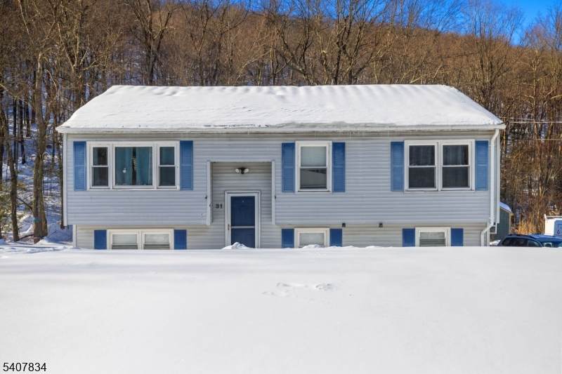 31 Meadow Ln - Photo 1