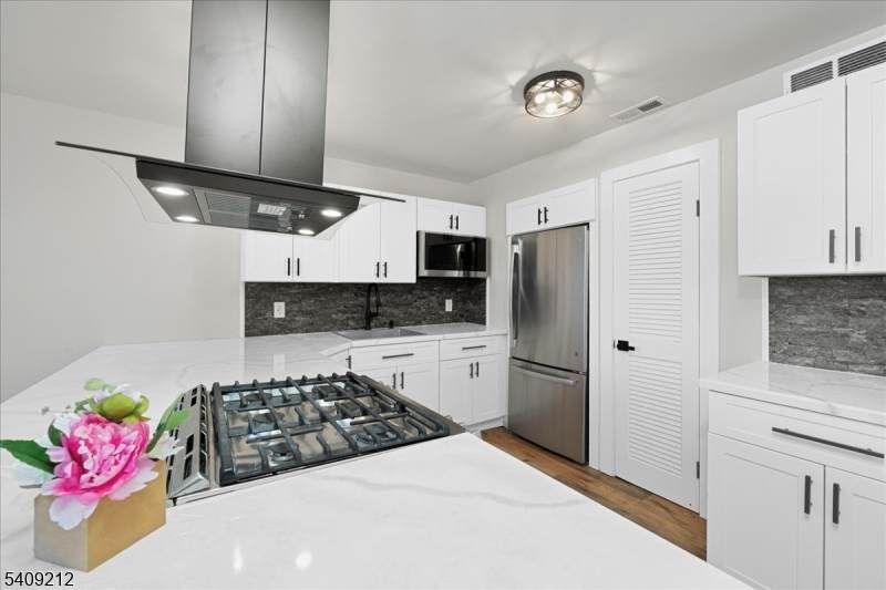 2 Davos Dr - Photo 1