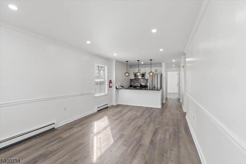 17 Holsman St - Photo 1