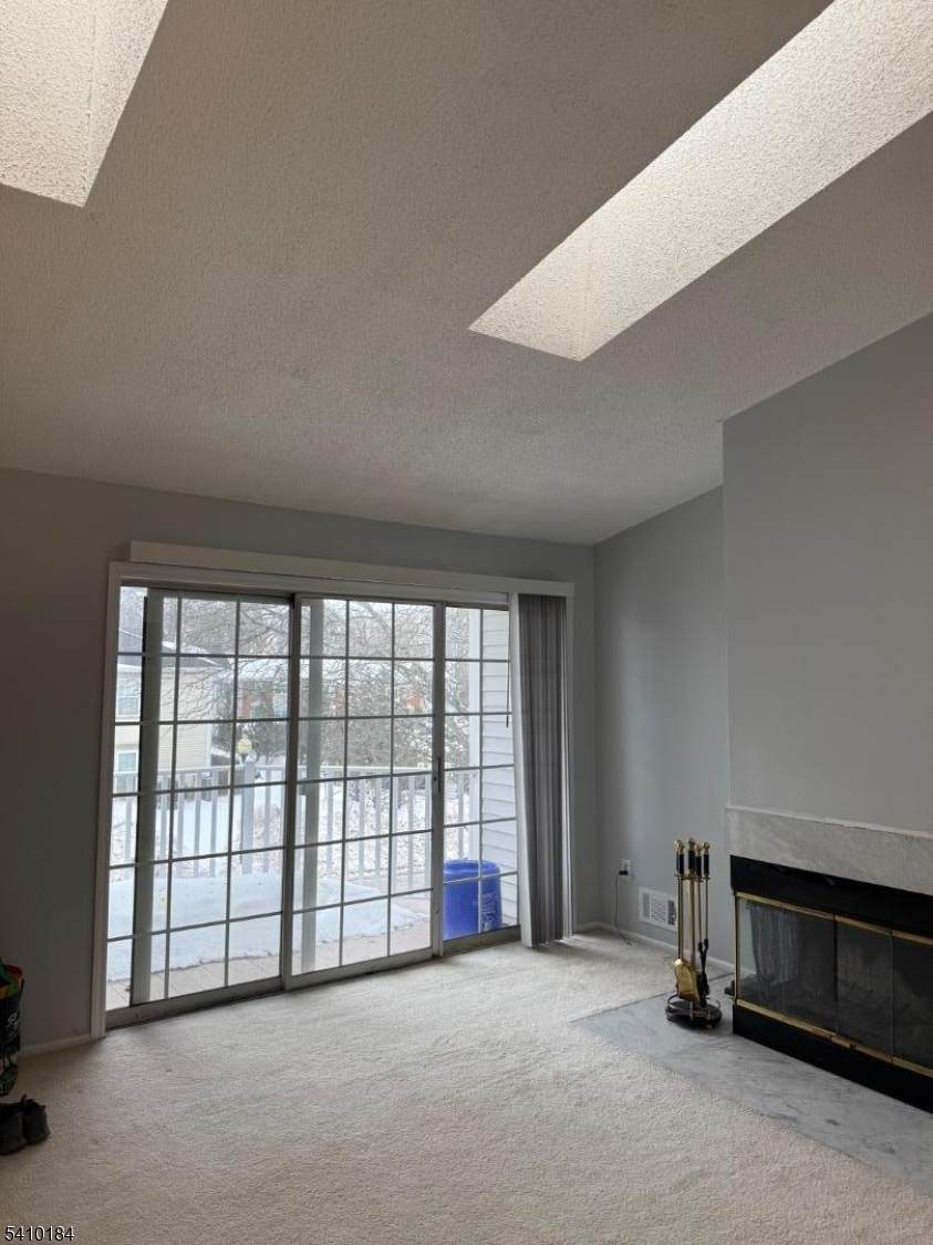 https://bt-photos.global.ssl.fastly.net/gsmls/orig_boomver_2_4008783-2.jpg