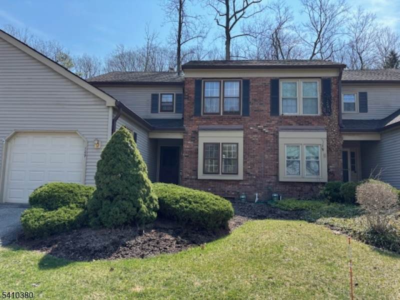 109 Goldfinch Dr - Photo 1