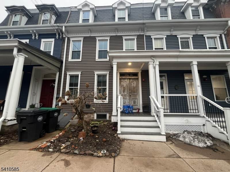 16 Bridge St - Photo 1
