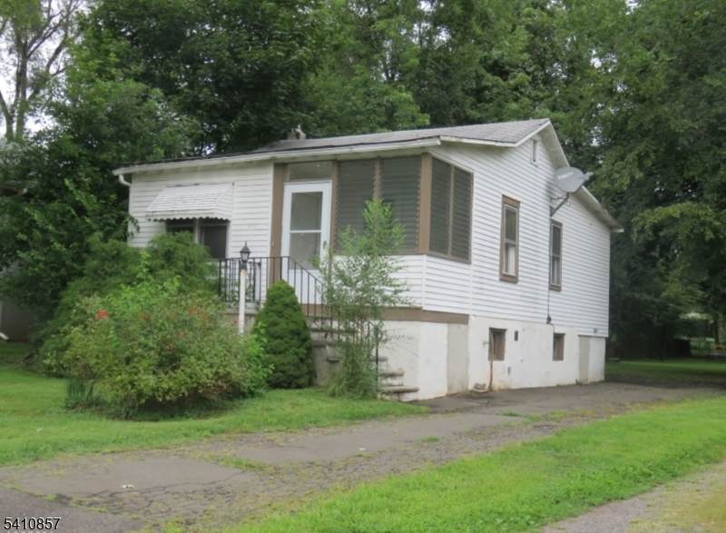 89 Linden St - Photo 1