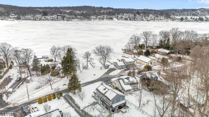 38 Silver Springs Dr - Photo 1