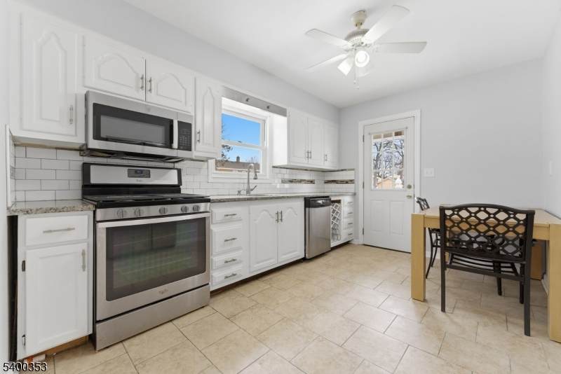 411 Hory St - Photo 1