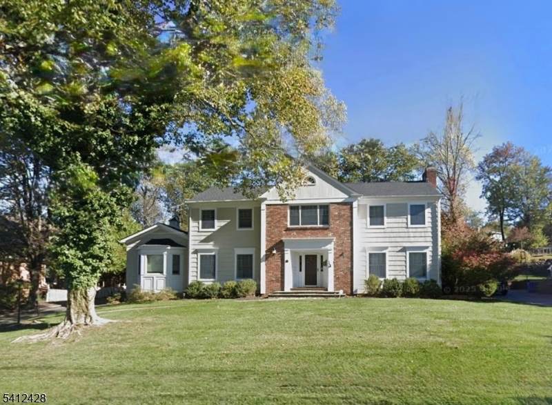 12 Cayuga Way - Photo 1