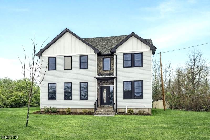 237 S Main St - Photo 1