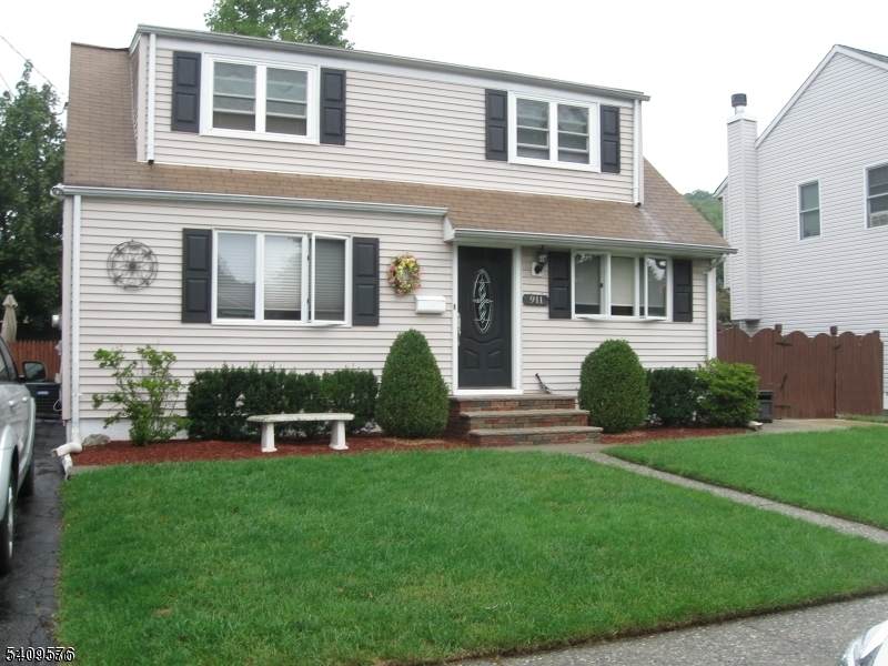 911 Colfax Ave - Photo 1