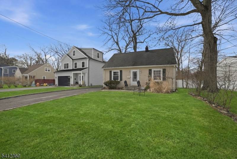 37 Lee Rd - Photo 1