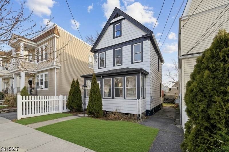 48 Liberty St - Photo 1
