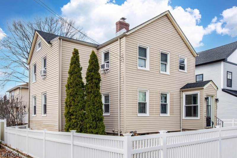 108 Walnut St - Photo 1