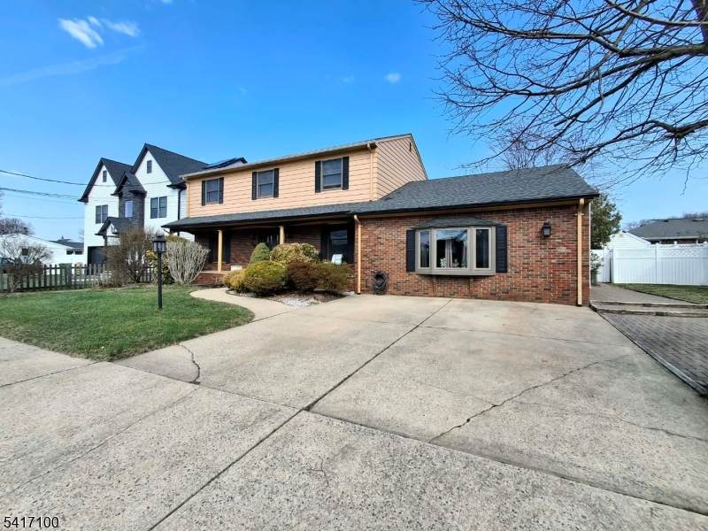 33 Nickel Ave - Photo 1