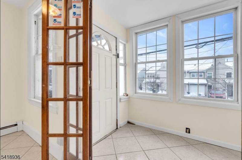 119 Clark Pl - Photo 1
