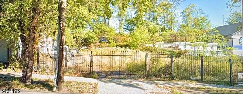 63 Verona  Ave - Photo 1