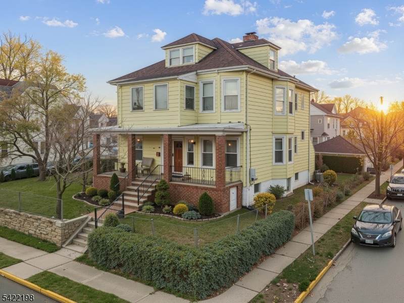287 Hornblower Ave - Photo 1