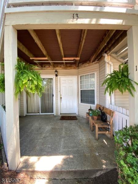 13 Tansy Court - Photo 1