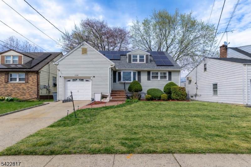 1781 Union Ave - Photo 1