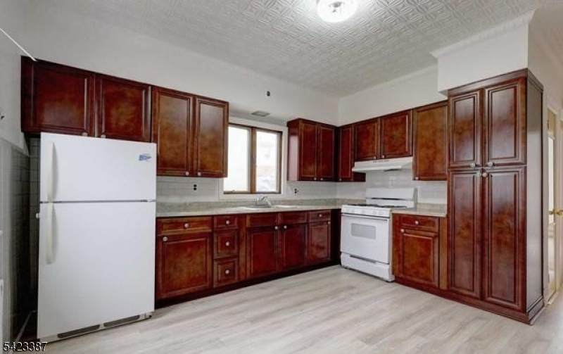 58 Westervelt Ave - Photo 1
